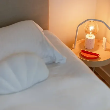 Huswell - Charming In - Perfect For 7 Guests Apartment *